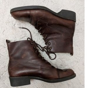 FLASH SALE | Vintage 90s leather lace up boots